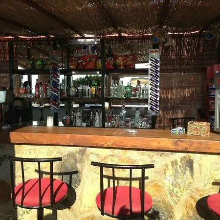 Отель Sun And Sea Тургутрейс