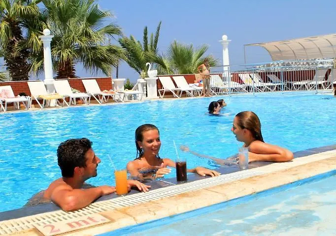 Sun And Sea Hotel Turgutreis