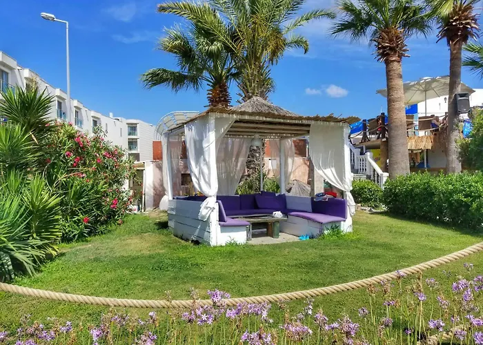 Sun And Sea Hotel