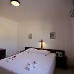 Sun And Sea 酒店 图尔古特雷斯