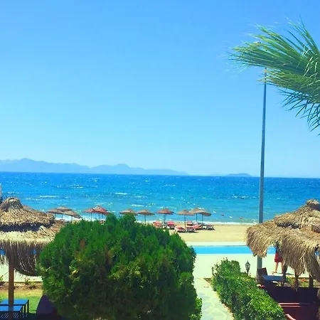 Sun And Sea فندق تورغوتْريس