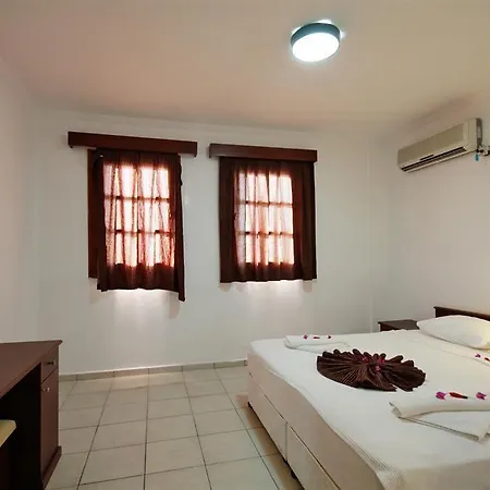 מלון Sun And Sea