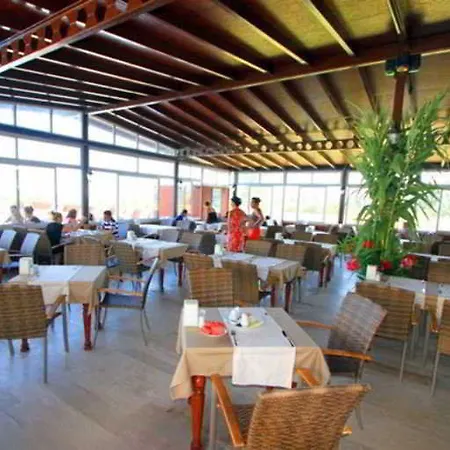 Sun And Sea טורגוטריס