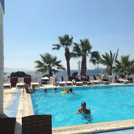 فندق Sun And Sea تورغوتْريس