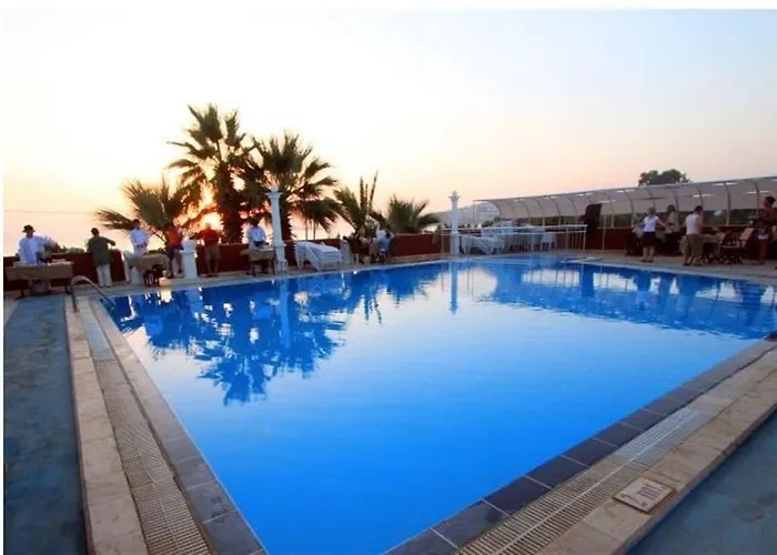 فندق Sun And Sea