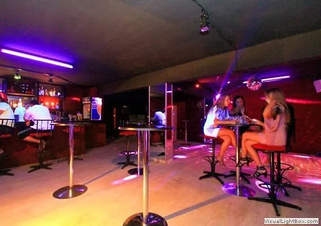 Sun And Sea تورغوتْريس