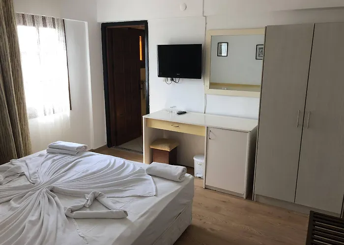 Sun And Sea Hotel 3*