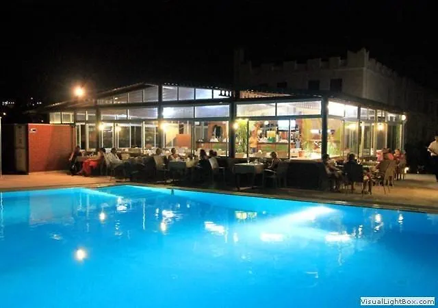 Sun And Sea Hotell Turgutreis